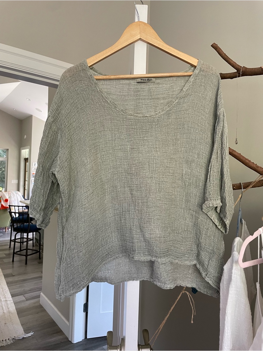 Meo meli linen/cotton sage green top OS
